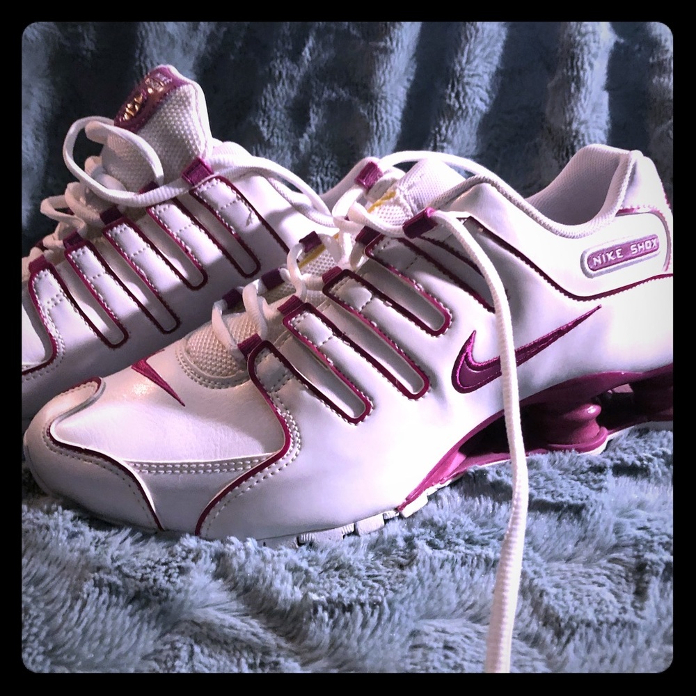Nike Shox Tennis Shoes